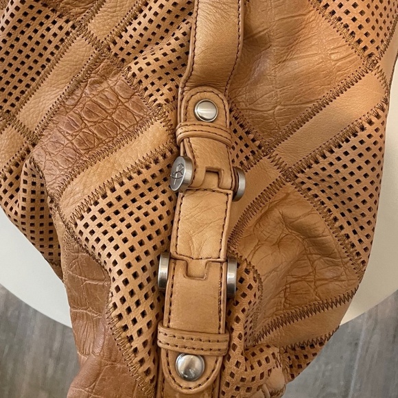 NWOT B MAKOWSKY Bohemian Slouch Leather Patchwork Bag - Picture 4 of 7